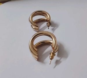 H&amp;M 3 Layer Hot Round Earrings