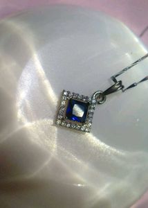 Pendent In 4 Colors