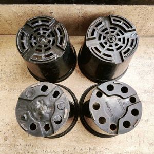 4 Black Plastic Plant Pots