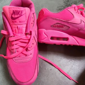 Original Nike Air Max Running Shoe.