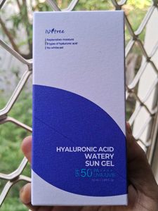 Isntree Hyaluronic Acid Watery Sun Gel SPF50