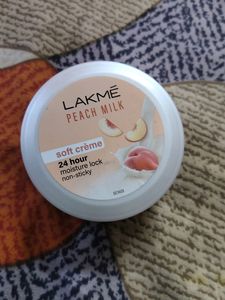 Lakme Peach Milk Moisturizer