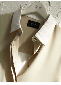 New Two Toned Shirt Free With Kate Spade Heart Pin