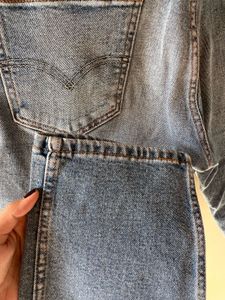 Levi’s Ripped Light Wash Jeans