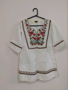 Embroidered Tunic Top