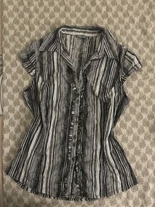 Striped Y2k Button-Down Fitted Top