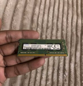 Samsung 4GB DDR4 RAM