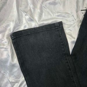Bootcut / Flared low waist denim