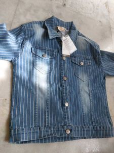 Stylish Feminine Denime Jacket