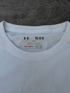 Under Armour Tshirt