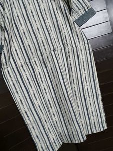 Women Grey Striped Cotton Kurta
