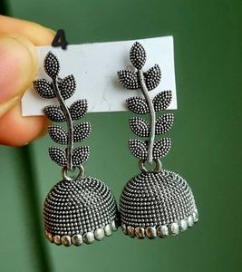 Set Of 4 Oxidized Earrings
