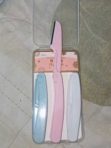 Eyebrow Razor 3-Piece Set