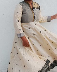 Elegant Ethnic Gown | XL