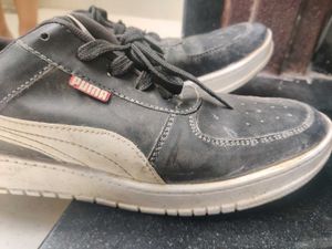PUMA SHOES 1 TIME USED