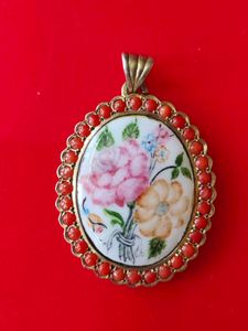 Antique Gold Plated Pure Silver Pendant