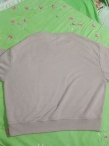 Crew Neck Pullover Top