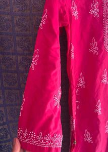 Short chikankari Kurta