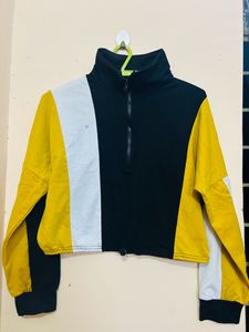 Turtle Neck Sweatshirt With Zip
