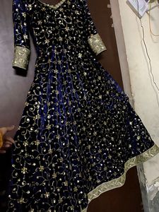 Heavy Gown Wedding Wear