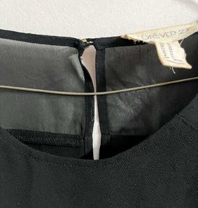 Forever 21 Trendy Black Top