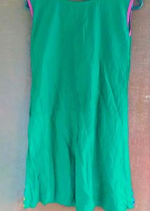 Green Sleeveless Dress