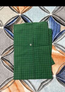 Checked Men&#39;s Shirt