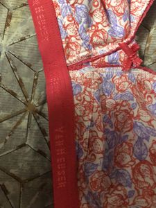 Van Huesen Bra (never Worn )