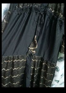 Black Niqab, Abaya