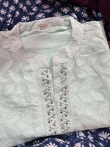 Elegant Kurta with Chikankari