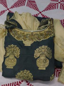 New Black Golden Designer Dress With Bottem