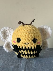 Crochet Bee Plushie