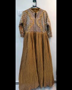 😍🔥gorgeous Gown With New Colour 😍🔥
