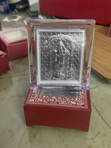 999 Silver Showpiece Perumal Stand