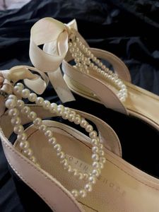 Vintage Off white Heels 🌷