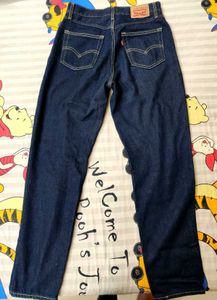 Unisex Levi&#39;s Dark Wash Jeans 👖🤩