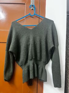Elegant Olive Green V-Neck Sweater