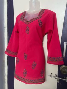 Thin Pinterest Festive Fair Rose Short Kurti💕