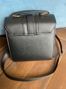 Stylish Black Handbag