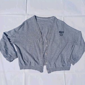 Grey Smiley Cardigan(L 21, B 24)
