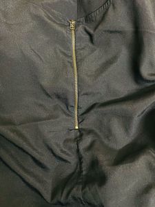 Max Black Top