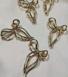 Silver Bow Hair Claw Clip