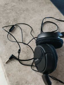 SONY HEAD PHONES FOR SALE