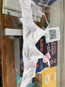 Lux Venus Moulded Bra