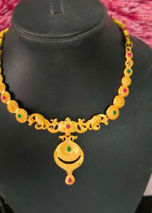 Elegant Gold-Tone Necklace Set