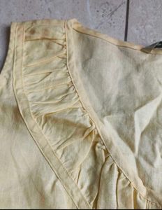 Vintage Sleeveless Button-Down Top