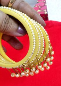 Cream &amp; Pearl Bangle Set🆕💫 Unused✨
