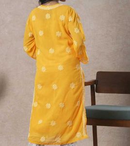 Ada Chickenkari Kurta💛
