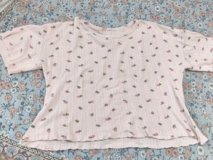🌸 Soft Pink Floral Top (XL) 🌸