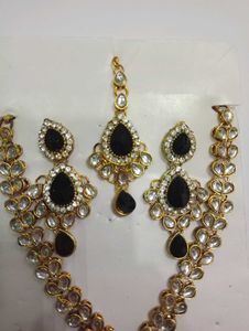 Beautiful Black Jewellery Set